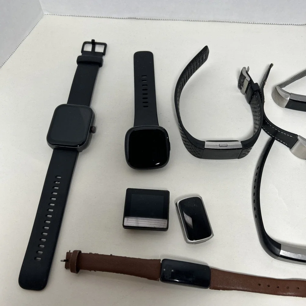 Fitbit Fitness Watch Lot Of 15 Fitbit/Other Varying Condition See Pic And‎ Desc